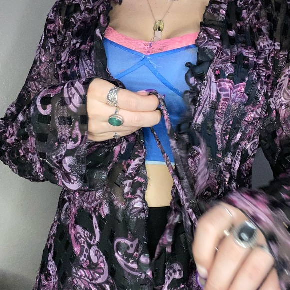 Top - Picture 8 of 9